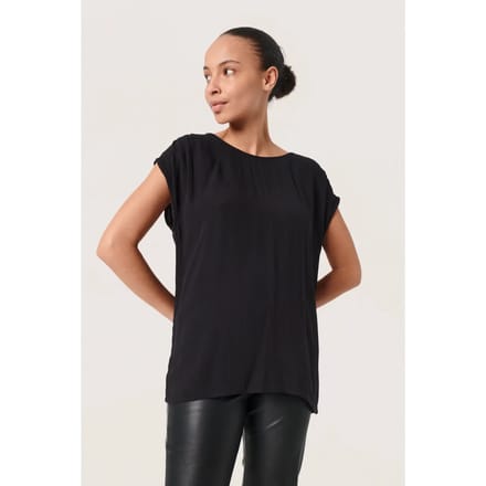 SOAKED IN LUXURY SLZaya top - Black Black