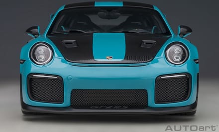 Porsche 911 (991.2) GT2 RS Weissach Package - 1:18 - AUTOart