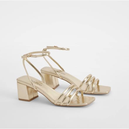 boohoo Dames Square Toe Triple Strap Low Block Heel Sandals | Goud | Maat: 37
