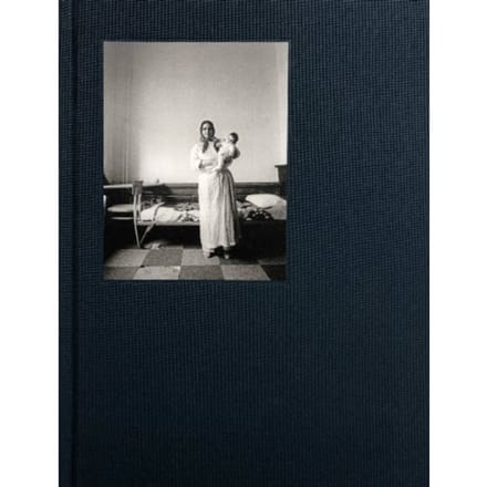 I Am The Only Woman There - Bertien van Manen