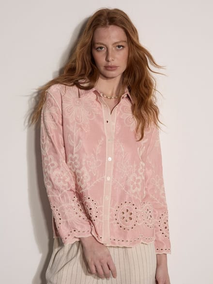 Bloemenblouse met borduursel