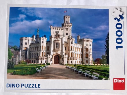 Dino puzzel Hluboka Castle - 1000 stukjes legpuzzel bouwwerk.