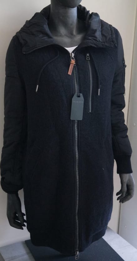 Moscow - Padded coat - Polyester/ Wol combo - maat M