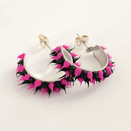 Oorringen - Vlammen - Zwart, roze - 2,4 Centimeter - Damesdingetjes