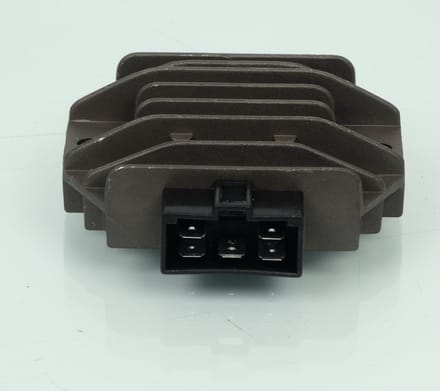 Régulateur redresseur de tension P2R pour Scooter MBK 125 Flame 2004 à 2020 Neuf