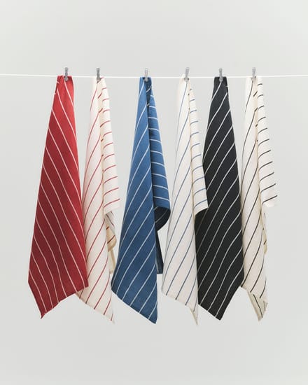 Outdoor Market Tea Towel Set of 2