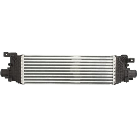 Intercooler NISSENS 96643