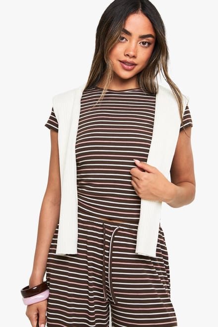 boohoo Dames Gestreepte Baby Tee | Chocoladebruin | Maat: 42