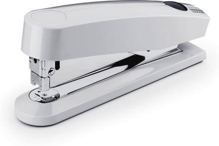 Comfortabele nietmachine met automatische functie voor maximaal 30 vellen