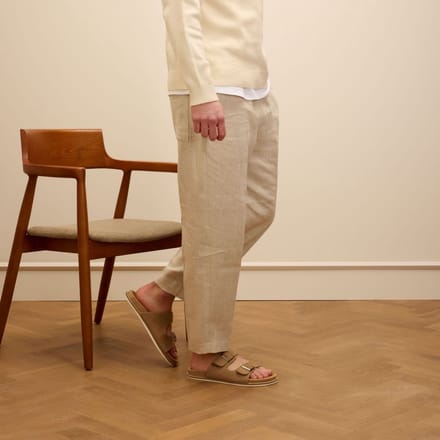 Manfield - Heren - Beige suède slippers - Maat 40