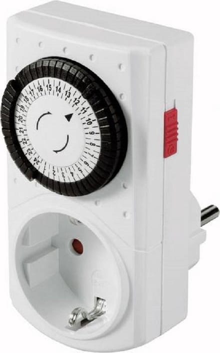 Stopcontact-schakelklok Analoog Dagprogramma 3680 W IP20 GAO 15GB/3A/9339C4