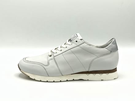 Maruti - Hugo Nappa Leather (White) - 41