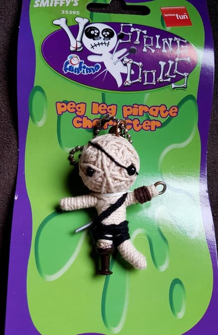 Smiffy's string - Voodoo Doll - Voodoo poppetje - Gelukspop - Voodoo - Smiffys - Peg leg pirate