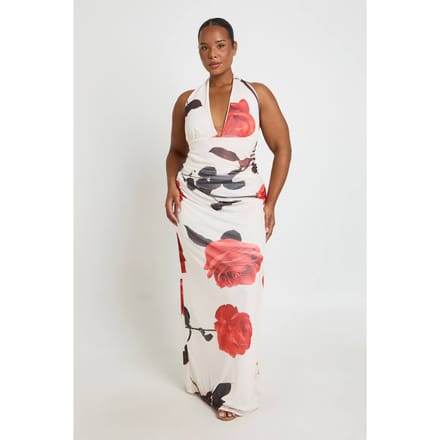 boohoo Dames Plus-size maxi-jurk met roze print, mesh en geraffineerde ruches | Creme | Maat: 52