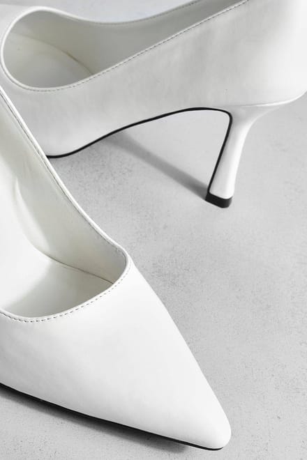 boohoo Dames Brede pasvorm lage stiletto courtschoen | Wit | Maat: 40
