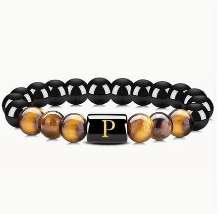 Armband met stenen kralen letter P