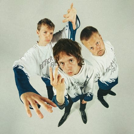 Internet Friends - Dressed To Kill (CD)