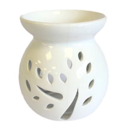 Grote klassieke witte oliebrander - boomuitsparing