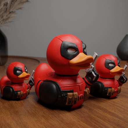 TheDuckSpecialist – Kleine Gemaskerde Eend – 3D-geprint Superhelden Beeldje – Playful Desk Decoration