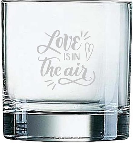 Gegraveerde Whiskeyglas 38cl Love is in the air