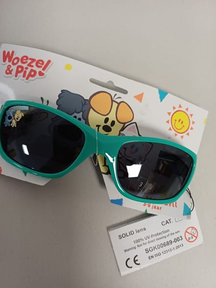 zonnebril woezel en pip groen
