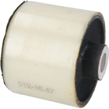 Voorste draagarm silentblock REINHOCH RH14-5021