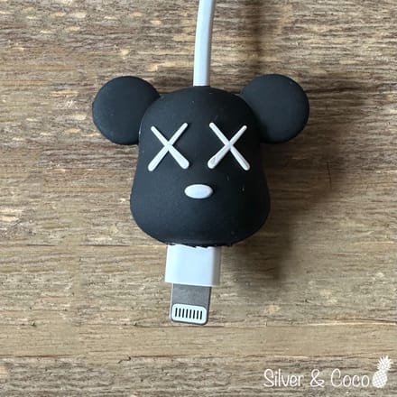 SilverAndCoco® - Kabeldiertjes / Kabelprotector / Kabelbeschermer Mobiele Telefoon Kabel Lader beschermer / Kabelbijter iPhone iPad Android oplader - Beertje Zwart