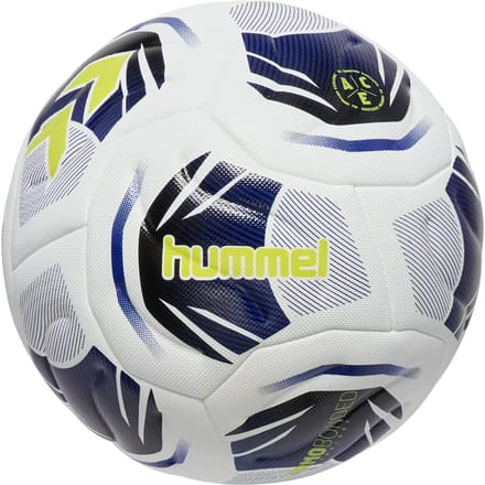 Wedstrijd voetbal van de bal Hummel Legacy