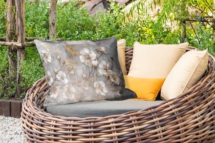 Buitenkussens - Bloemen - Wit - Grijs - Goud - Luxe - 60x40 cm - Weerbestendig