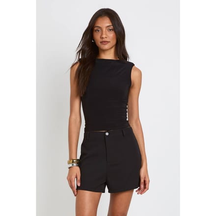 boohoo Dames Lange Getailleerde Mini Short | Zwart | Maat: 40