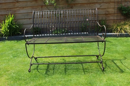 Metalen Tuinbank Lengte 103 cm retro look.