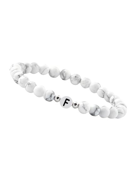 good.designs Parelarmband van howlietstenen met de letter F