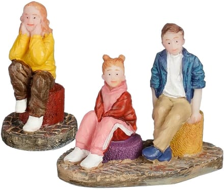 Luville - Sitting Children - Set van 2