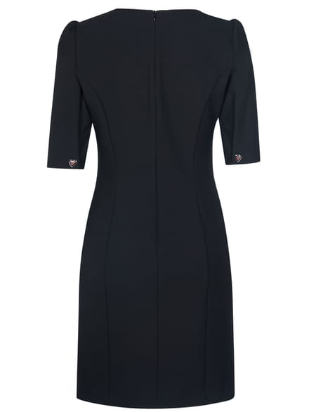 Liefdevolle Moschino-jurk