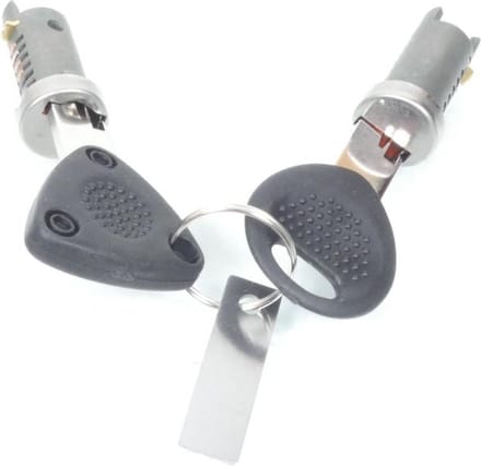 Kit serrure Tecnium pour scooter Piaggio 50 Typhoon 2005 à 2009 Ø13mm Neuf