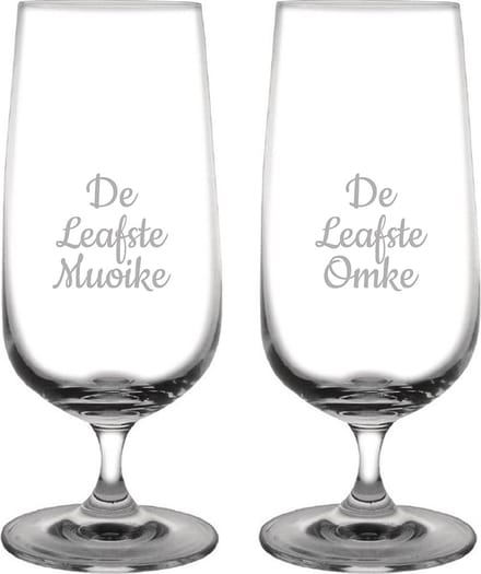 Gegraveerde bierglas op voet 41cl De Leafste Muoike-De Leafste Omke