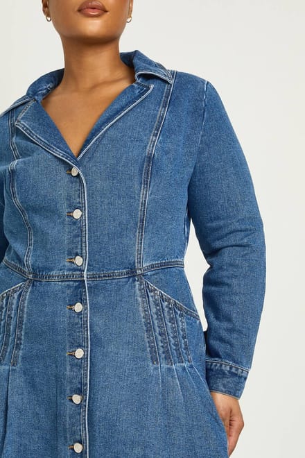 boohoo Dames Plus Denim Mini Jurk met Kraag en Knoopsluiting Lange Mouwen | Mid Blue | Maat: 20