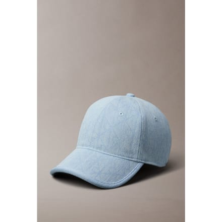 Calvin Klein Denim Emblem Burnout Cap Light Wash Denim Maat: OS | Hoeden Outlet | Dames | Blauw