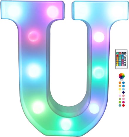 Lichtgevende Letter U - 22 cm Hoog - RGB Met Afstandsbediening - Op Batterijen