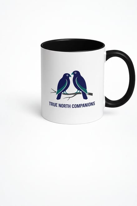 Mok 'True North Companions' met Vogels | Uniek Keramisch Design