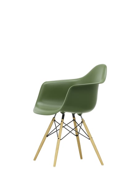 Vitra - DAW Eames Plastic Armchair - forest RE - honingkleurig essenhout - groen