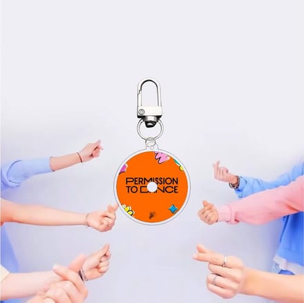KPOP Idol Bangtan Boys BTS Dynamite Map Of The Soul BE Yet To Come Plastic Keyring variant 4 [Sleutelhanger]