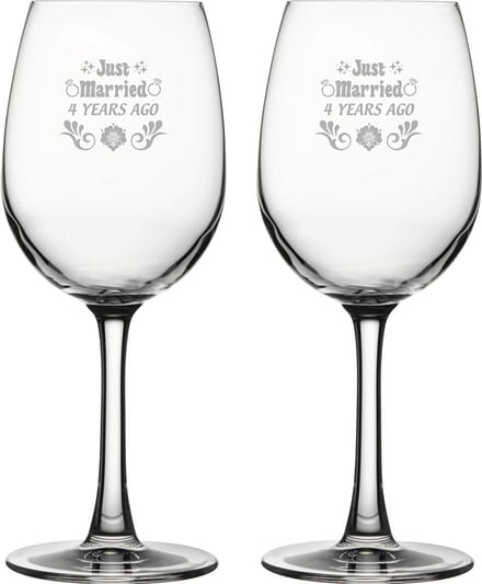 Gegraveerde set witte wijnglazen 36cl Just Married 4 years ago