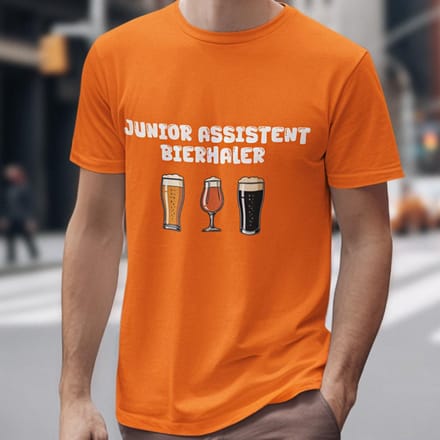 Oranje T-shirt "Junior Assistent Bierhaler" S