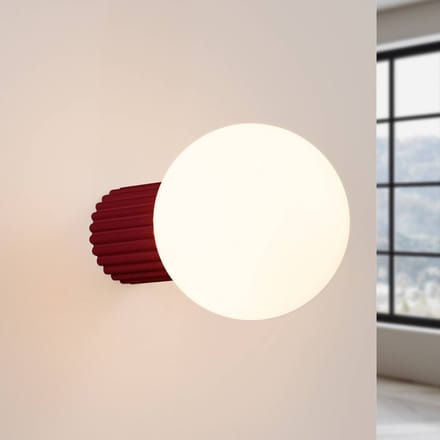 SOLLUX LIGHTING wandlamp ORBI, donkerrood, glas/metaal, Ø 12 cm, IP44, G9