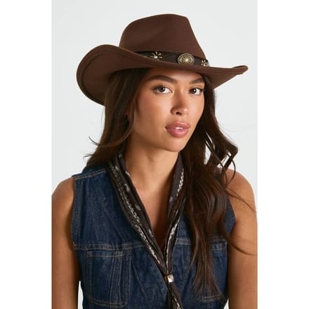 boohoo Dames Western cowboyhoed met studsversiering | Chocoladebruin