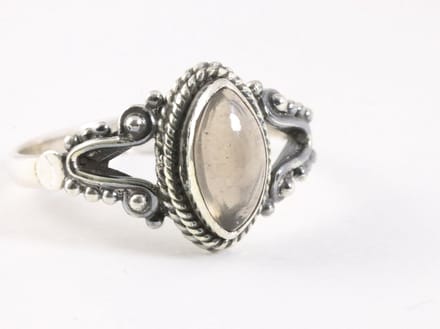 Fijne bewerkte zilveren ring met rookkwarts - maat 16.5