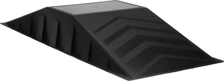 Skate ramp