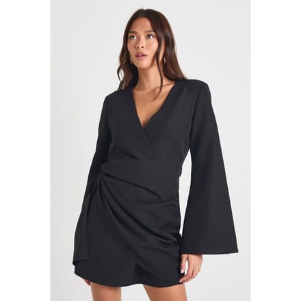 boohoo Dames Kraagloze, gedrapeerde blazerjurk met band in de taille | Black | Maat: 6