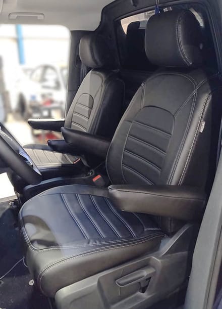 Pasvorm stoelhoezen Volkswagen ID.Buzz 2022-heden (past op 2 stoelen) - Kunstleer zwart